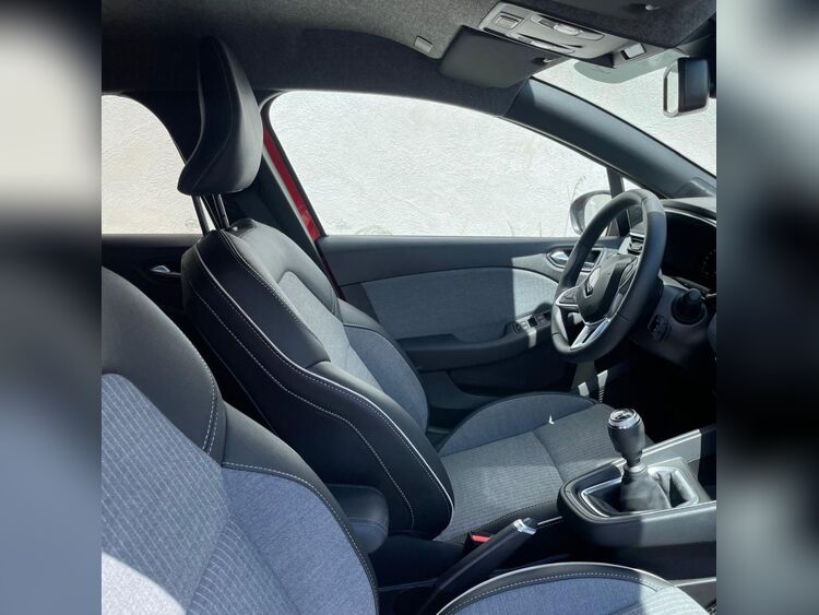 Renault Clio TCe Techno 67kW foto 10