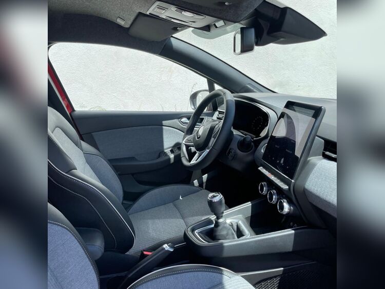 Renault Clio TCe Techno 67kW foto 12