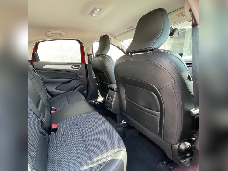 Renault Arkana ARKANA TECHNO TCE 140CV EDC MILD HY foto 12