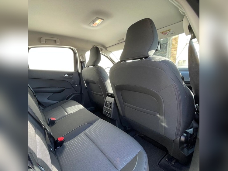 Renault Arkana 1.3 TCe Evolution EDC 103kW foto 12