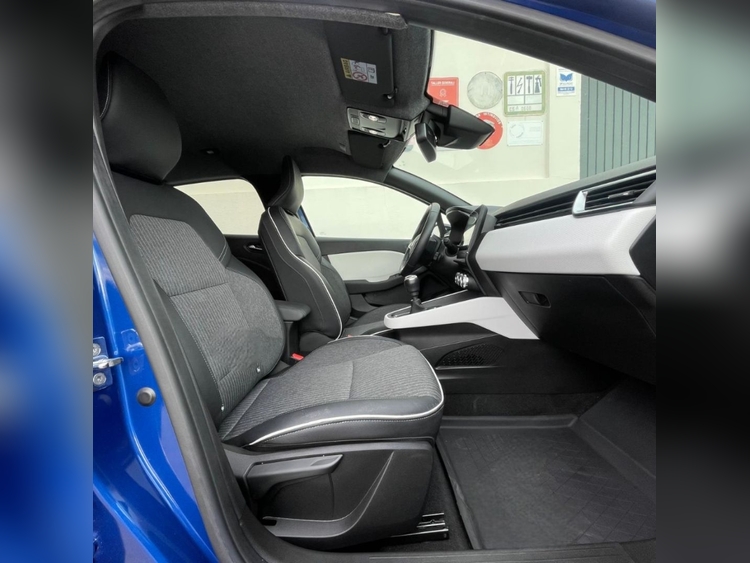 Renault Clio Blue dCi Techno 74kW foto 19