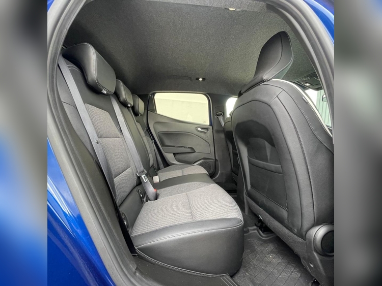 Renault Clio Blue dCi Techno 74kW foto 20