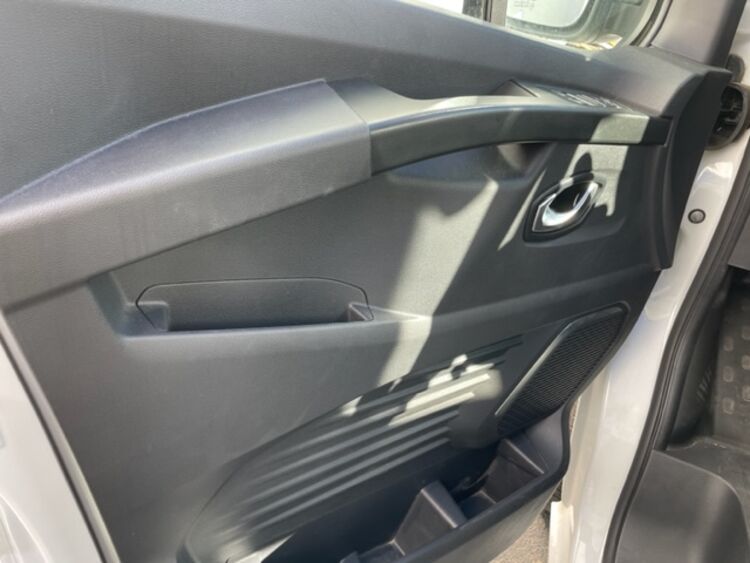 Renault Trafic  foto 11